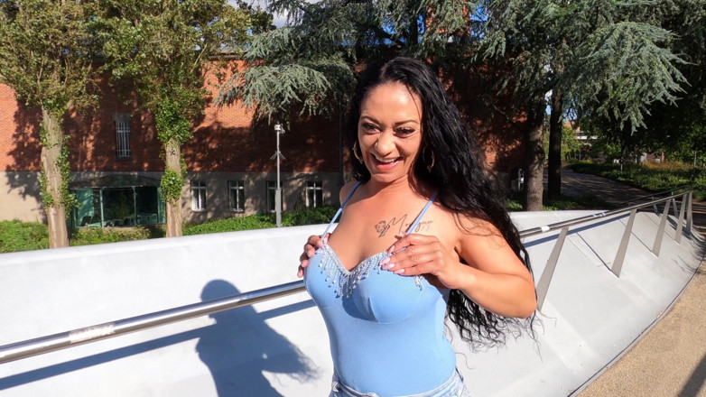 Creampie-Queens: Brasilianische MILf morgan mit dicken titten hart gefickt doggystyle, dildo &amp;...