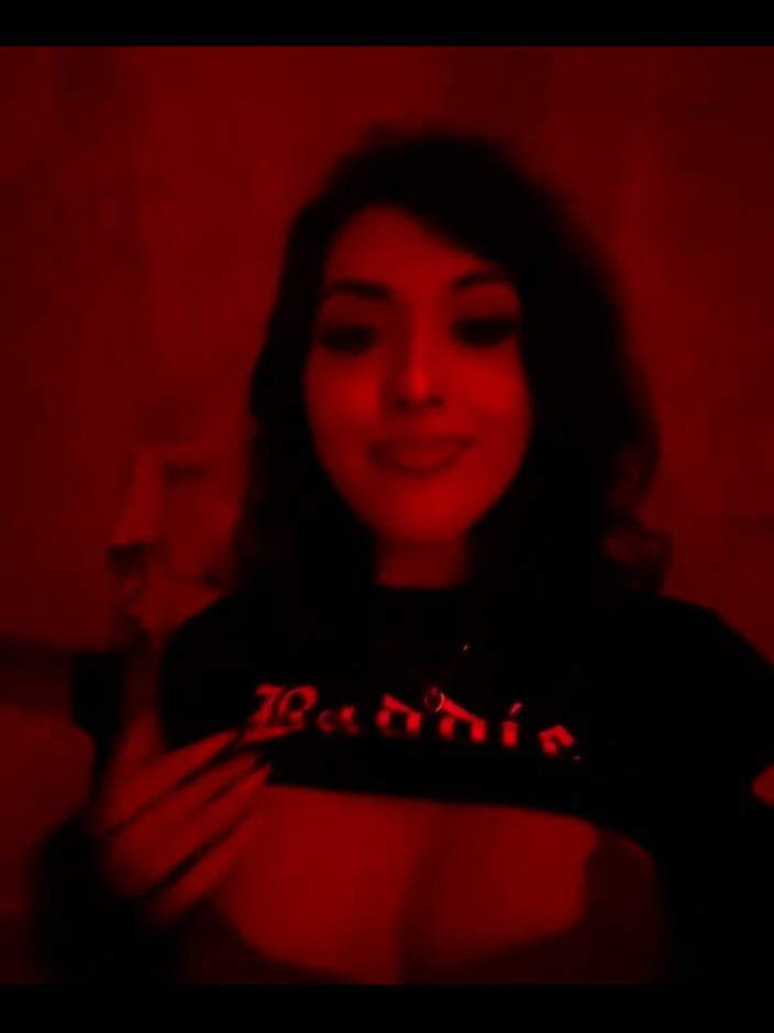 Jayla Cuateco: Трансляция началась 11/11/2020 07:01 Am Эй, мужики! Просто заехаю