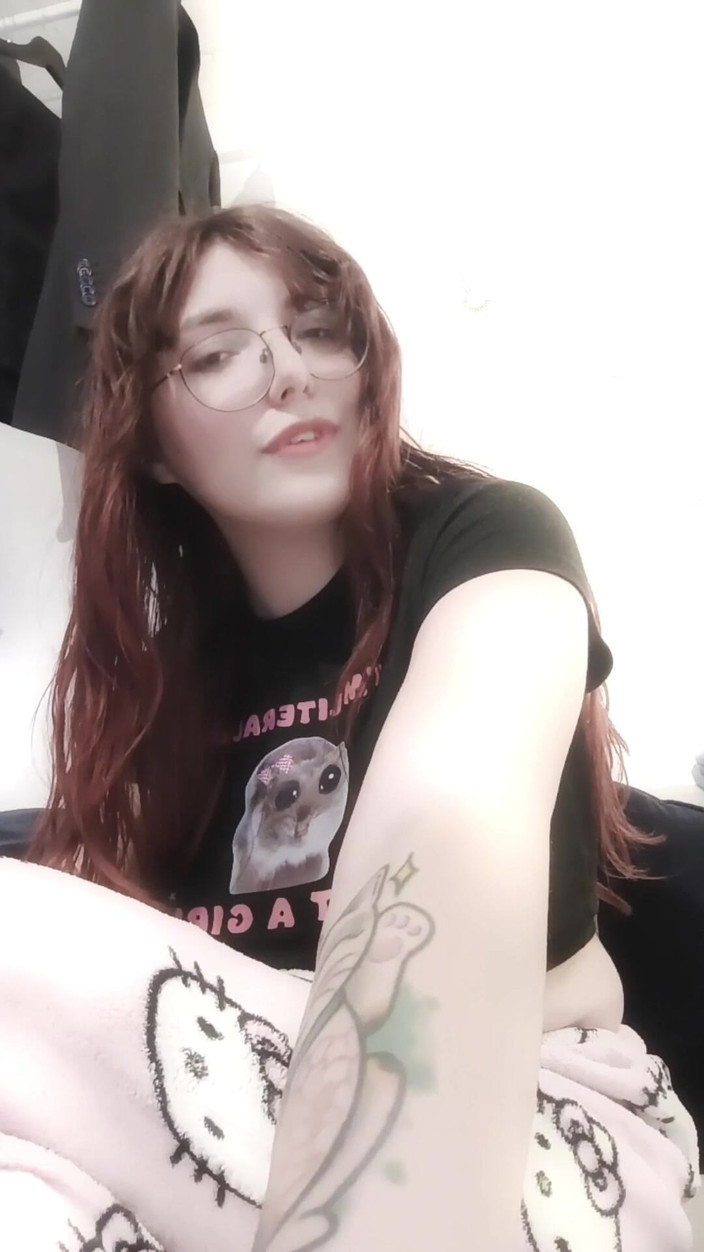 Softbrattypuppy: Paypig, findom allemande, dirtytalk
