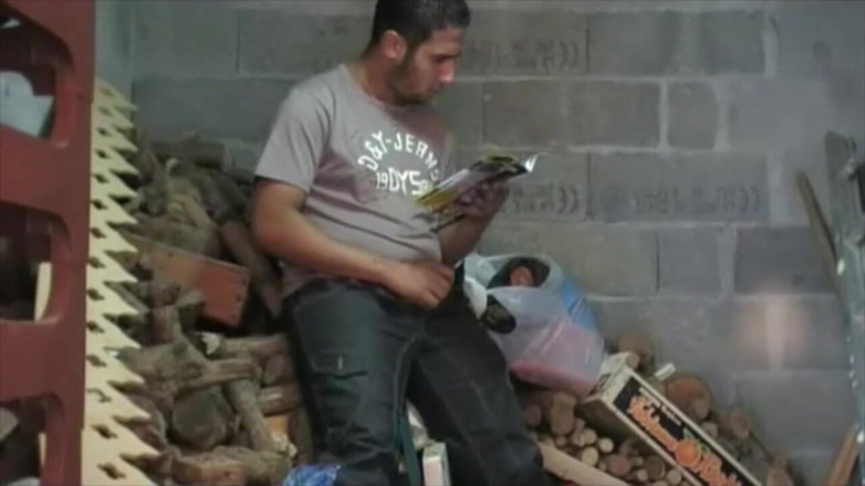 Jess Royan XXX: Gay fucked by straight Arab and cums