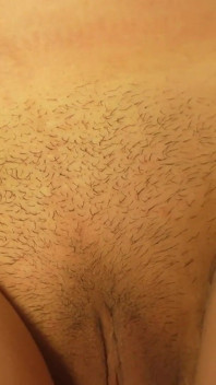 Gigante grávida meia-irmã mostra pequeno meio-irmão sua barriga grávida e pequeno meio-irmão realmente gosta assim que ele faz barriga