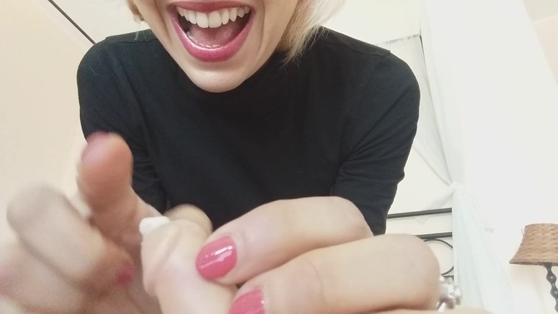 savannahamatoriale: Microcazzino!!! You Suck!