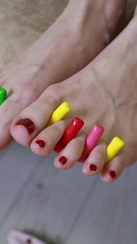 Sweet Toe Tease - doce colorido entre os dedos dos dedos