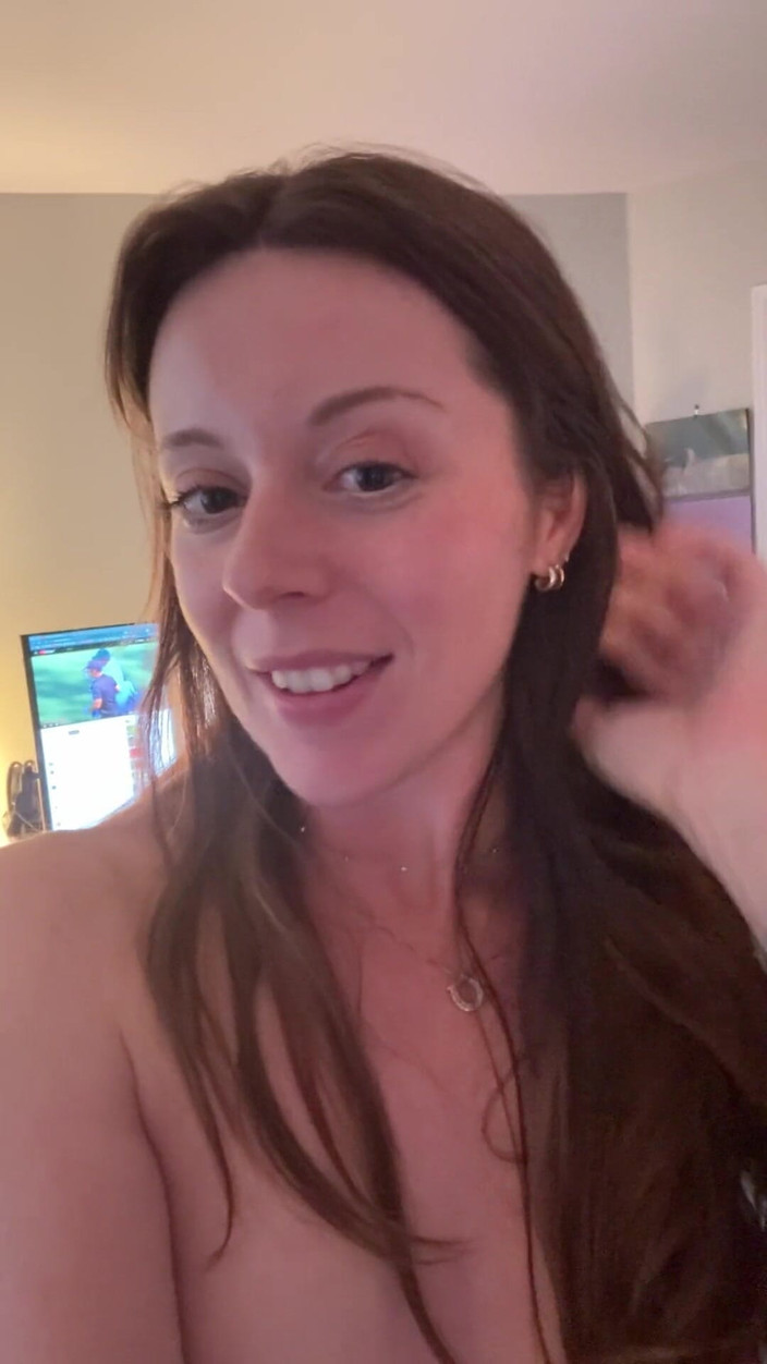 Nadia Foxx: När facetiming du på jobbet blir ångande | JOI