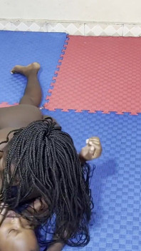 Ghetto kämpft 68 kate gegen Topi, nackter barefist Mma catball