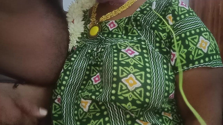 Santhi89: Suri rumah panas Tamil yang cantik