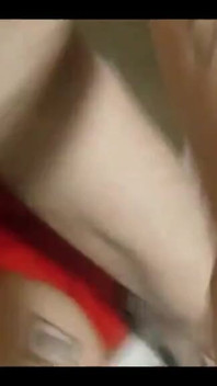 Großer schwanz in der teen-muschi, baby-puppe