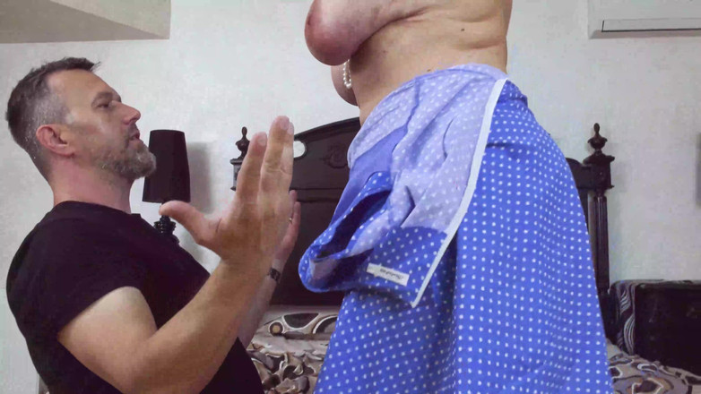 Big Boobs Babe: 巨乳の隣人がすぐに欲しい