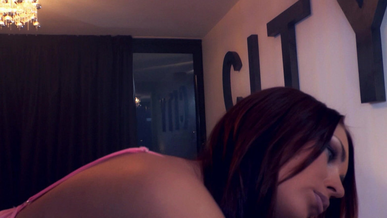 We love fucking XXX: Le Massage Thaï Chaud Et Le Client Arrive