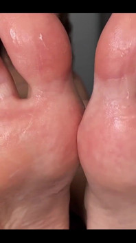 New Video! Step Brother, Please Keep Licking My Feet! I Let You Cum on It