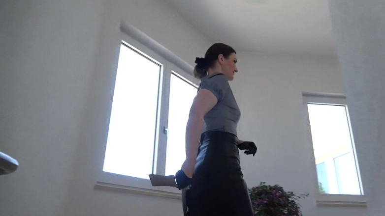 Lady Victoria Valente: Follow me, slave - overknee leather boots