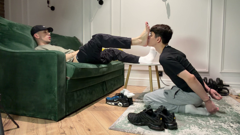 1JackDaniel: Anbetung der Socken, Füße, und lutschen