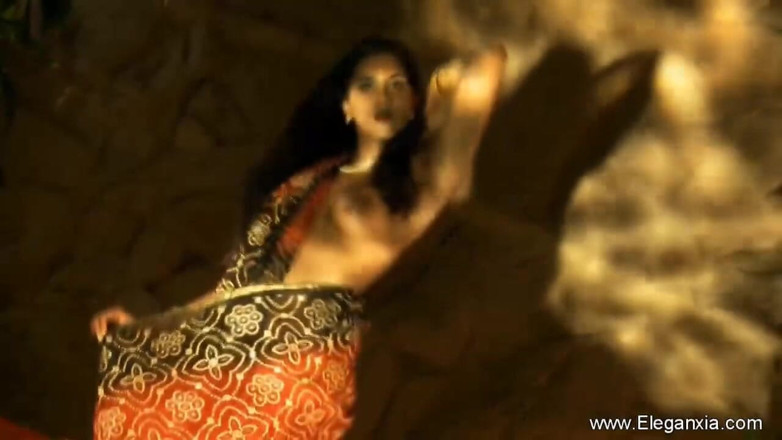 Eleganxia: Sexy Indian babe is stripping