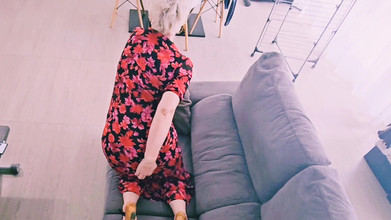 Sofy13: चोदने लायक मम्मी की सफेद अधोवस्त्र में डॉगी स्टाइल में चुदाई और उसकी गांड पर वीर्य