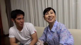 M789G07 AV merakam seorang wanita matang dengan libido kuat yang menjalankan ladang di Prefektur Saitama! Kini AVSEX untuk ibu