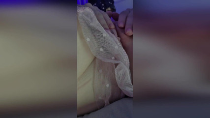 March Foxie: Close up quick masturbation