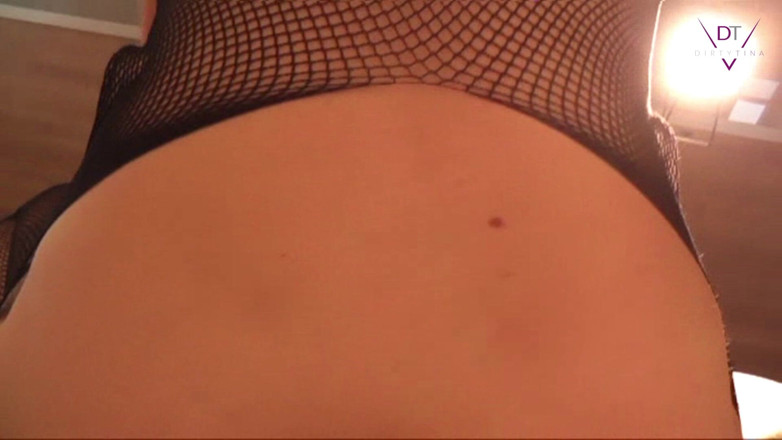 Dirty Tina: Đụ tôi qua