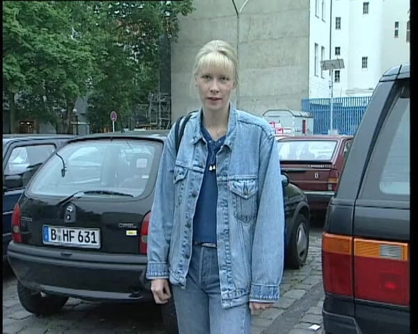 YOUR FIRST PORN: Meine Muschi Ist Auch Blond - Bettina Softclip Min fitta är också...