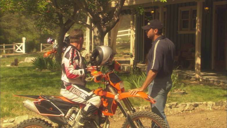 Outdoor Fucktivities: Throttle on the bike, and big fat cock!