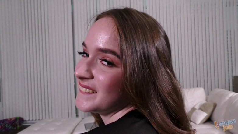 Mano Job: Hazel Moore the college party slut
