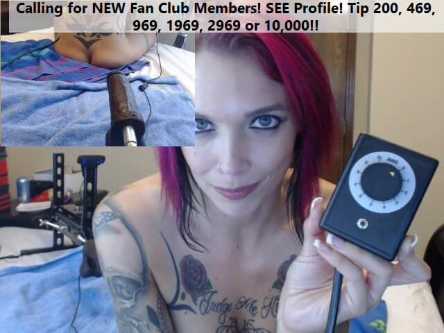 Anna Bell Peaks: La tettona anna bell usa una macchina del sesso per...