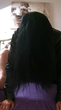 Sorpresa pov jeans senza cavallo. Cavalcata, doppio creampie e mangiata di sborra