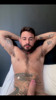 Needing a Blowjog Here. Any Mouth Hungry for Thick Cock? Precisando De Uma Mamada. Alguma Boquinha Com Fome De Pica Grossa?