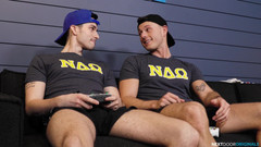 Next Door Studios: Nextdoorstudios Fraternity Fantasies: Who's Bigger