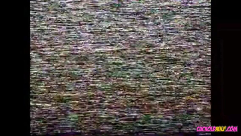 Cuckold MILF: Kami semua tentang permainan cuckold sama pria lain atas ijin...