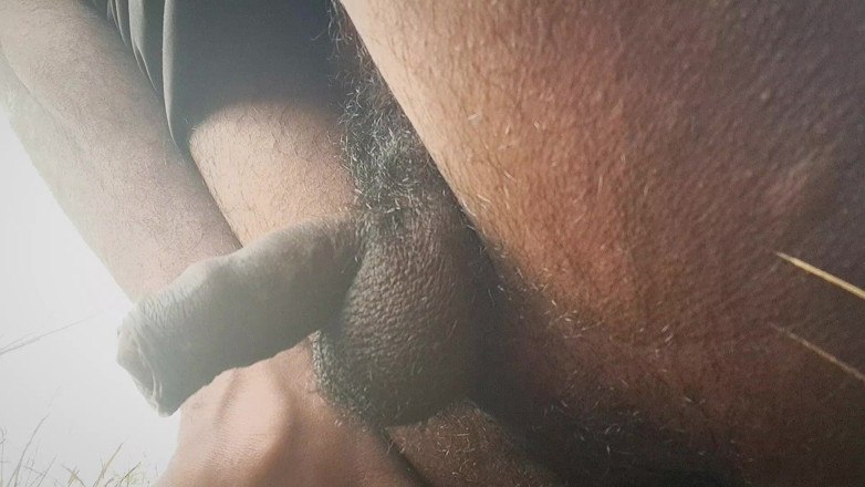 Desi_Porn_India: Noul meu videoclip sexy desi cu pișare în câmpuri