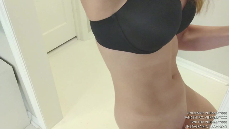 VieraMayXXX: 継母がセックス 継息子視点