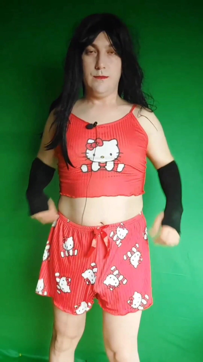 Kitty_Cross: Joli pyjama, femboy mignonne, jambes lisses