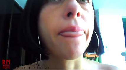 Regina Noir: Lip painting with red lipstick - Sexy lips
