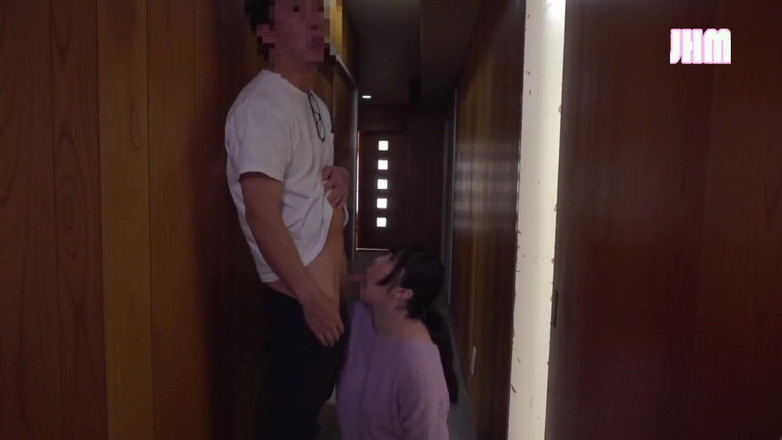 J Hentai Matings: House of Curves. Satu-satunya lelaki yang hidup di kalangan wanita...