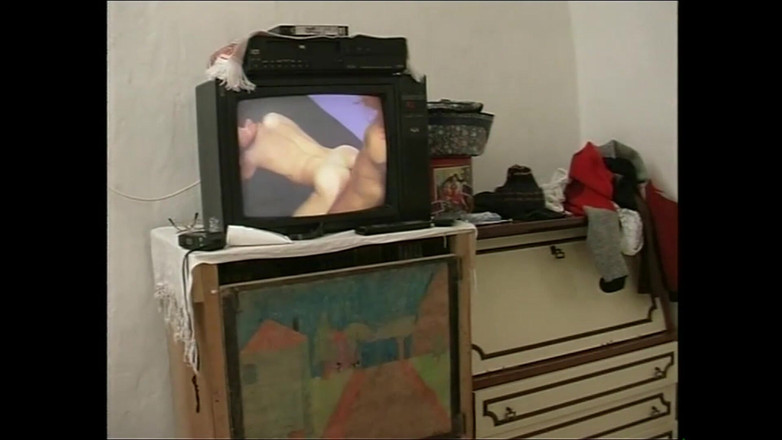 Real Home Made: Một con cặc giả lớn để bắt đầu