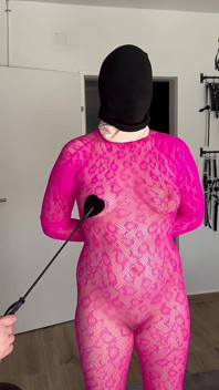 Collants, couches et fessée