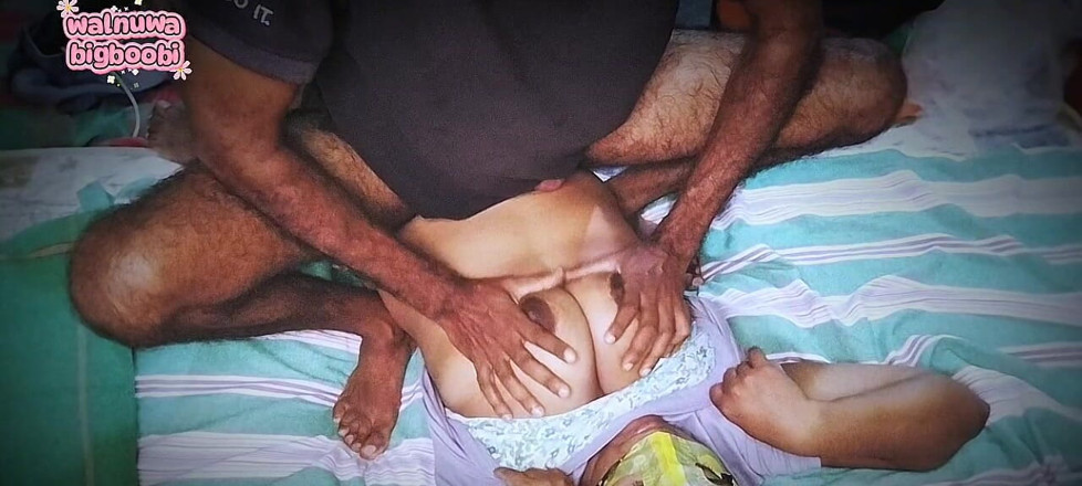 Walnuwa: Faccio un massaggio al seno alla mia matrigna bigboobi, video...
