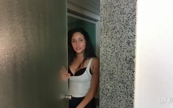 MF Fetish: Gevangen en geïnduceerd om sappig poesje te zuigen
