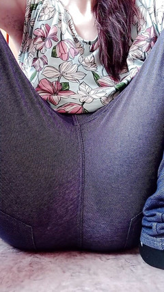 BW_Dolphin: 털이 무성한 보지의 밀프 자위