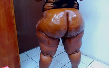 Jack off to My Monstrous BBW Ass Episode 1043