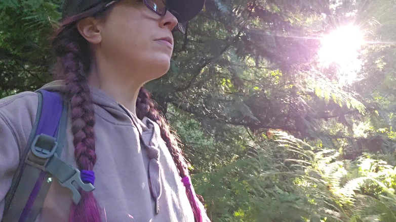 Nerdy Faery: Hiker Pees on a Log