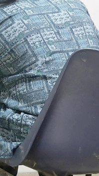 sundar Medam use jitti hai aur ek gupt sanbandh shuroo karti hai