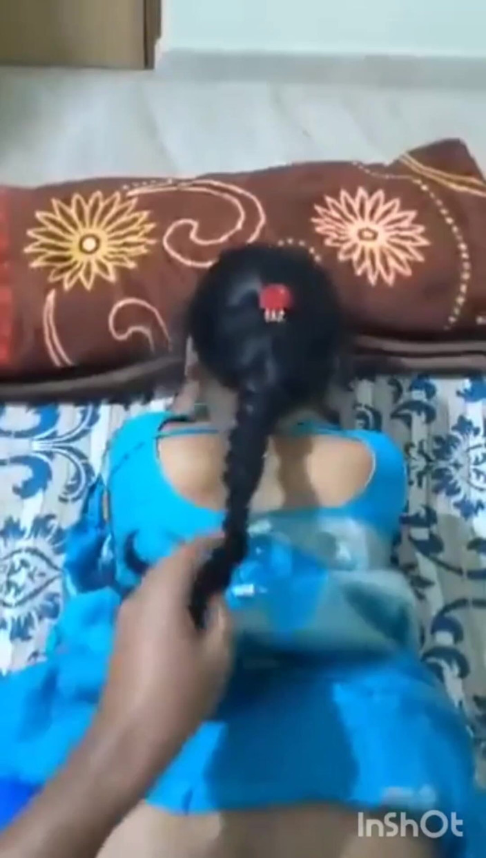 Benita sweety: Mallu Hot Back Shot Video