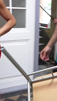 Footjob Tetangga Baru