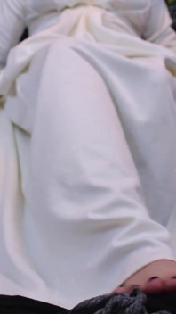 Lady Dimitrescu ayak ibadeti