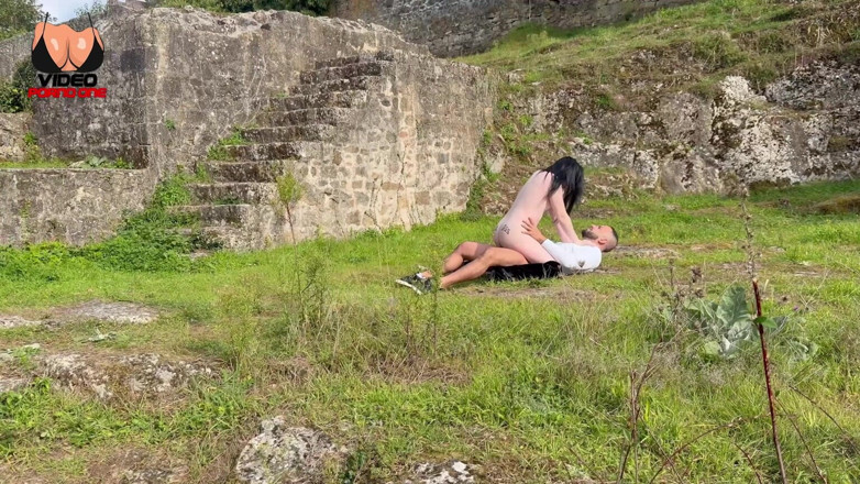 Video Porno One: Fuck Me Outside, It Turns Me on Even More!