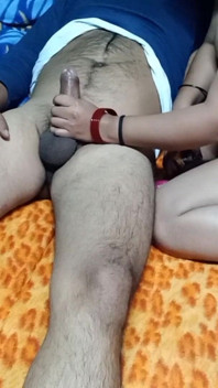 Bahut Merhaba Pyara Lond'a Chusati Hai Bhabhi Ji.