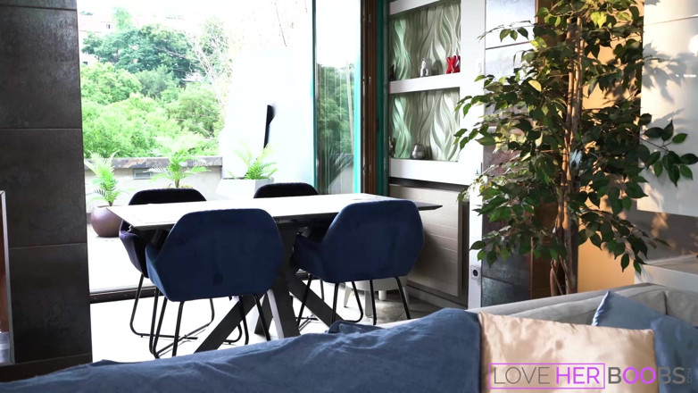 LoveHerFilms: Awek, buah dada awak Hanya Sempurna