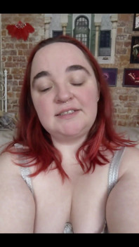 Hey Dear, I’m Eve, and I’m About to Be the Hottest Obsession You’ve Ever Found