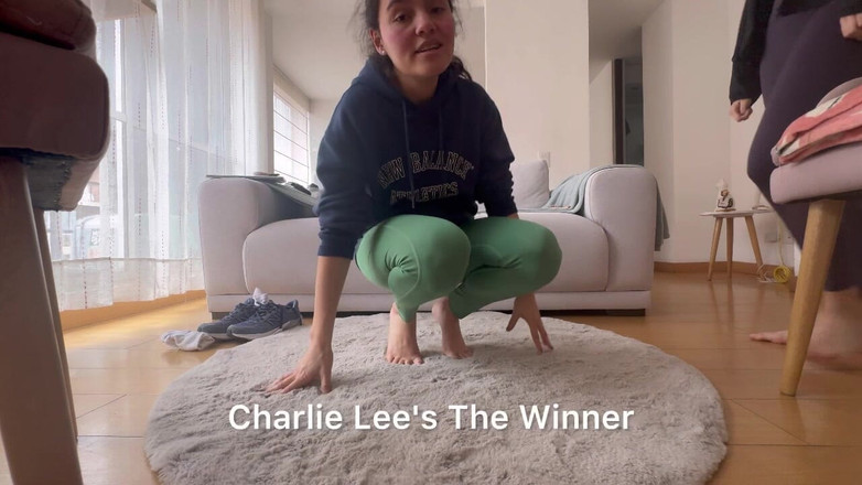 scarlettandc: Big, Sweaty Female Foot Wrestling